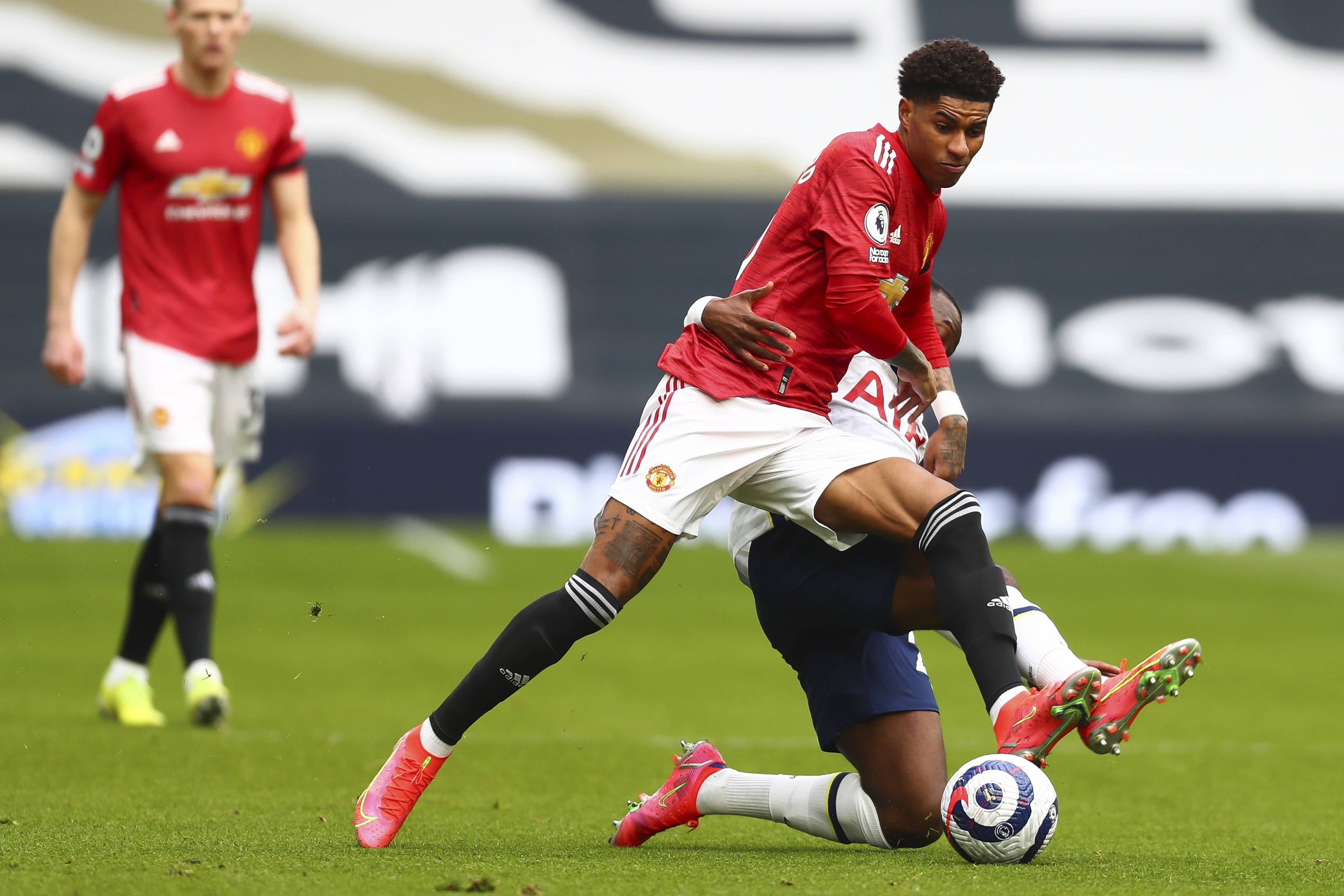 混为一谈 混为一谈